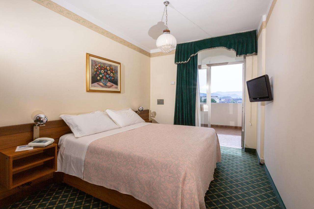 Hotel Abano Verdi Abano Terme Esterno foto